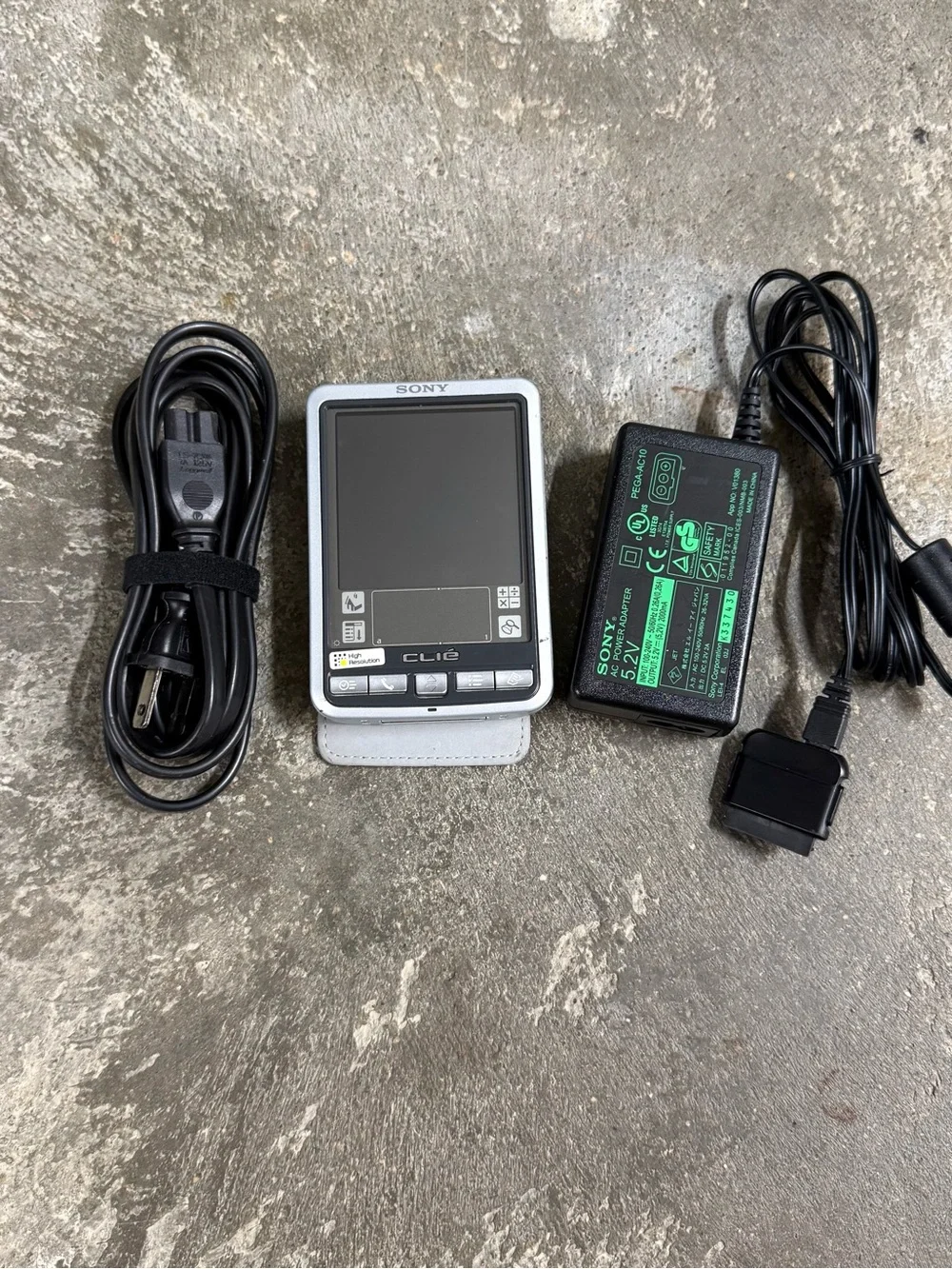 Sony Clie PEG-SJ22 Palm Pilot PDA With Charger & Stylus
